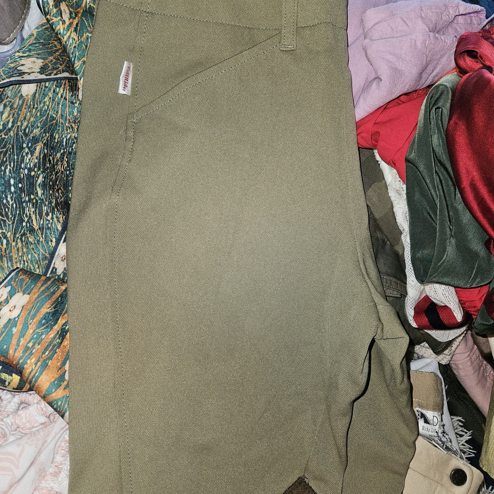 2 Pair Riding Breeches Size 28 And 26 Regular - Picture 14 of 16